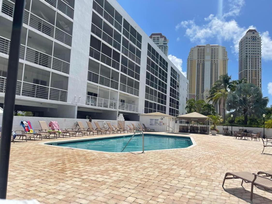 Le Frontenac Villa Sunny Isles Beach Luaran gambar